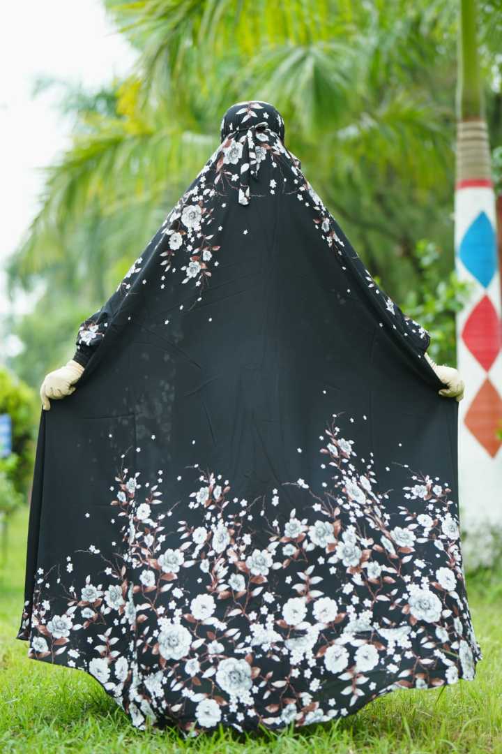 লং জিলবাব, Long Jilbab, প্রিমিয়াম জিলবাব, ইসলামিক জিলবাব, মুসলিম নারীদের পোশাক, আবায়া, ফ্রি সাইজ জিলবাব, বোরকা, Islamic Jilbab, Modest Wear, Long Abaya, Jilbab Bangladesh