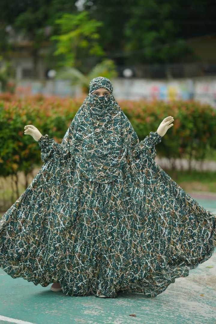 লং জিলবাব, Long Jilbab, প্রিমিয়াম জিলবাব, ইসলামিক জিলবাব, মুসলিম নারীদের পোশাক, আবায়া, ফ্রি সাইজ জিলবাব, বোরকা, Islamic Jilbab, Modest Wear, Long Abaya, Jilbab Bangladesh