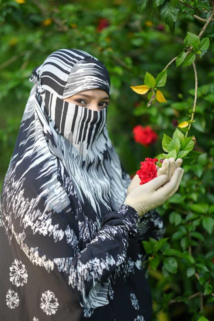 লং জিলবাব, Long Jilbab, প্রিমিয়াম জিলবাব, ইসলামিক জিলবাব, মুসলিম নারীদের পোশাক, আবায়া, ফ্রি সাইজ জিলবাব, বোরকা, Islamic Jilbab, Modest Wear, Long Abaya, Jilbab Bangladesh