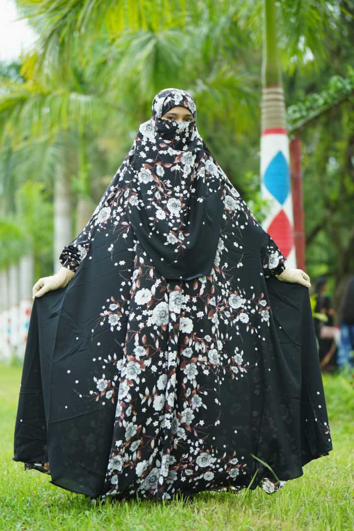 লং জিলবাব, Long Jilbab, প্রিমিয়াম জিলবাব, ইসলামিক জিলবাব, মুসলিম নারীদের পোশাক, আবায়া, ফ্রি সাইজ জিলবাব, বোরকা, Islamic Jilbab, Modest Wear, Long Abaya, Jilbab Bangladesh