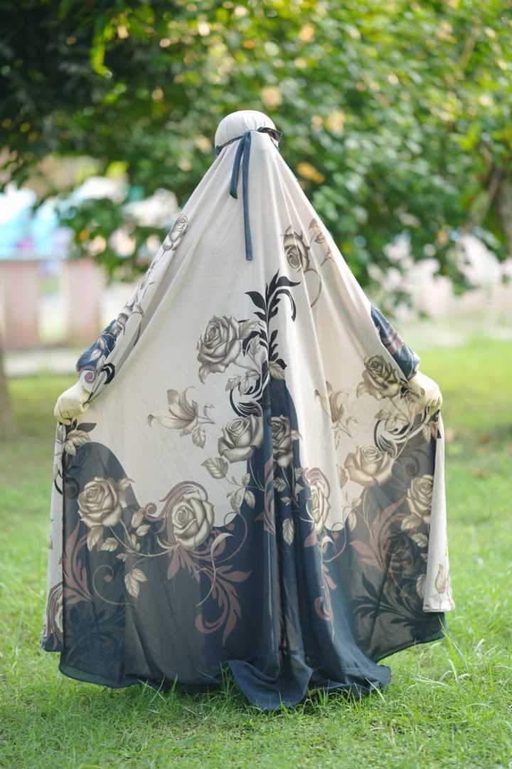 লং জিলবাব, Long Jilbab, প্রিমিয়াম জিলবাব, ইসলামিক জিলবাব, মুসলিম নারীদের পোশাক, আবায়া, ফ্রি সাইজ জিলবাব, বোরকা, Islamic Jilbab, Modest Wear, Long Abaya, Jilbab Bangladesh