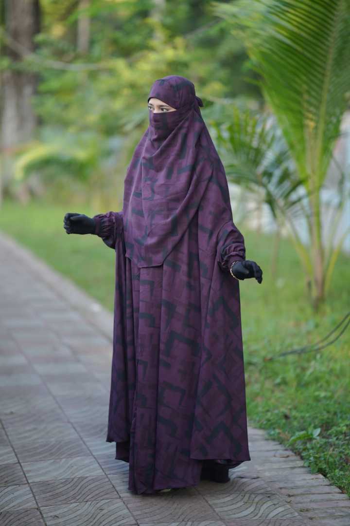 লং জিলবাব, Long Jilbab, প্রিমিয়াম জিলবাব, ইসলামিক জিলবাব, মুসলিম নারীদের পোশাক, আবায়া, ফ্রি সাইজ জিলবাব, বোরকা, Islamic Jilbab, Modest Wear, Long Abaya, Jilbab Bangladesh