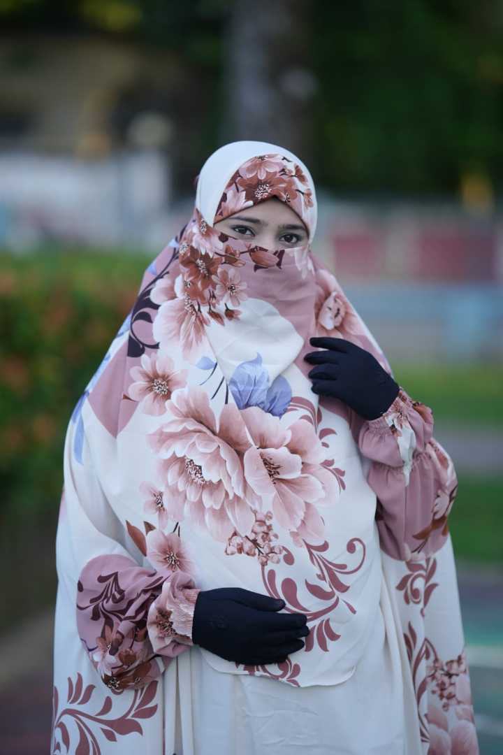 লং জিলবাব, Long Jilbab, প্রিমিয়াম জিলবাব, ইসলামিক জিলবাব, মুসলিম নারীদের পোশাক, আবায়া, ফ্রি সাইজ জিলবাব, বোরকা, Islamic Jilbab, Modest Wear, Long Abaya, Jilbab Bangladesh