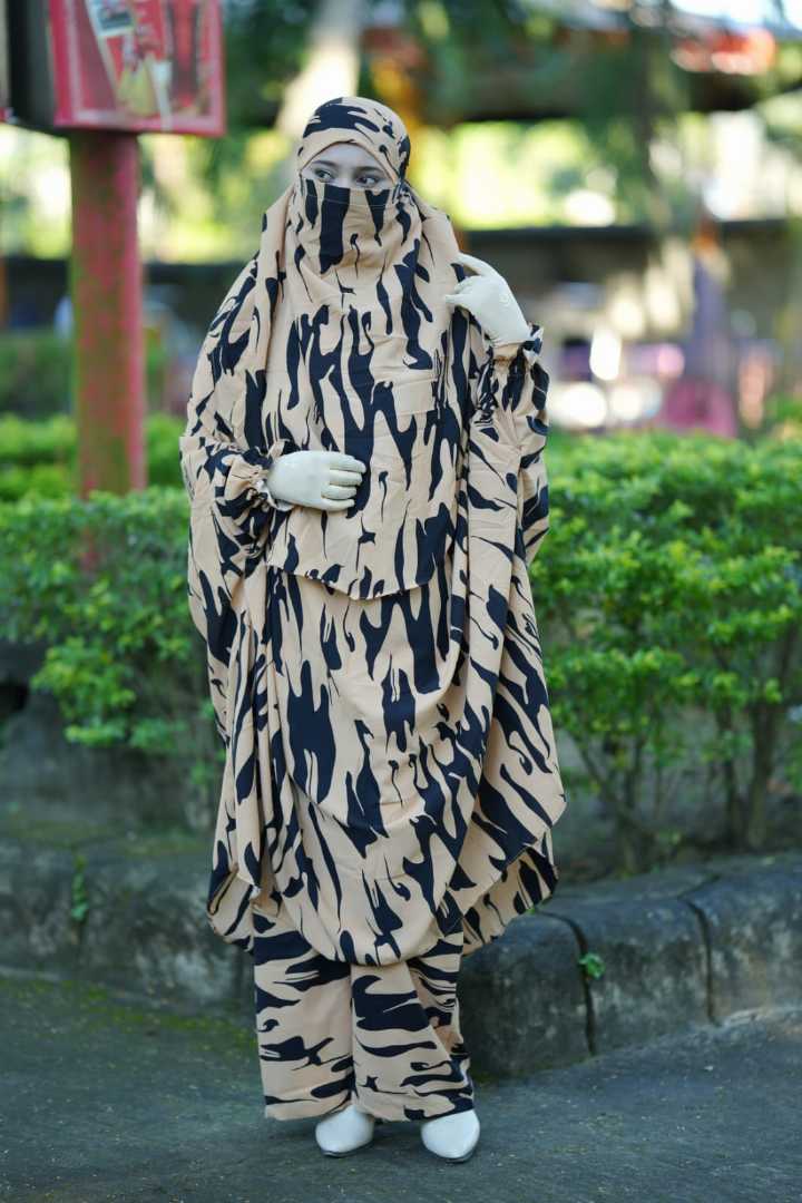 luxury khimar, premium khimar, khimar bangladesh, khimar online bd, islamic khimar, muslim women khimar, modest wear, hijab khimar, premium hijab, elegant khimar, prayer khimar, nida khimar, ladies khimar, islamic clothing, modest fashion, khimar for women, luxury hijab bangladesh, ponnorokom

Luxury Khimar Set for Women | Premium Islamic Wear Bangladesh | Ponnorokom