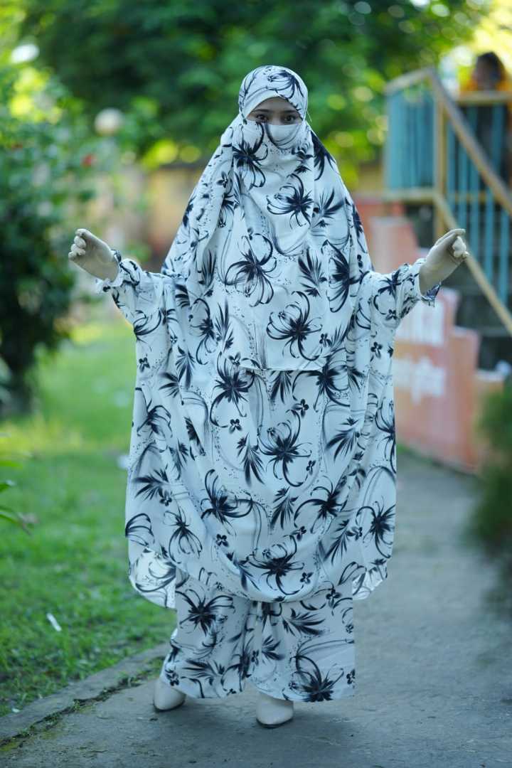 luxury khimar, premium khimar, khimar bangladesh, khimar online bd, islamic khimar, muslim women khimar, modest wear, hijab khimar, premium hijab, elegant khimar, prayer khimar, nida khimar, ladies khimar, islamic clothing, modest fashion, khimar for women, luxury hijab bangladesh, ponnorokom

Luxury Khimar Set for Women | Premium Islamic Wear Bangladesh | Ponnorokom