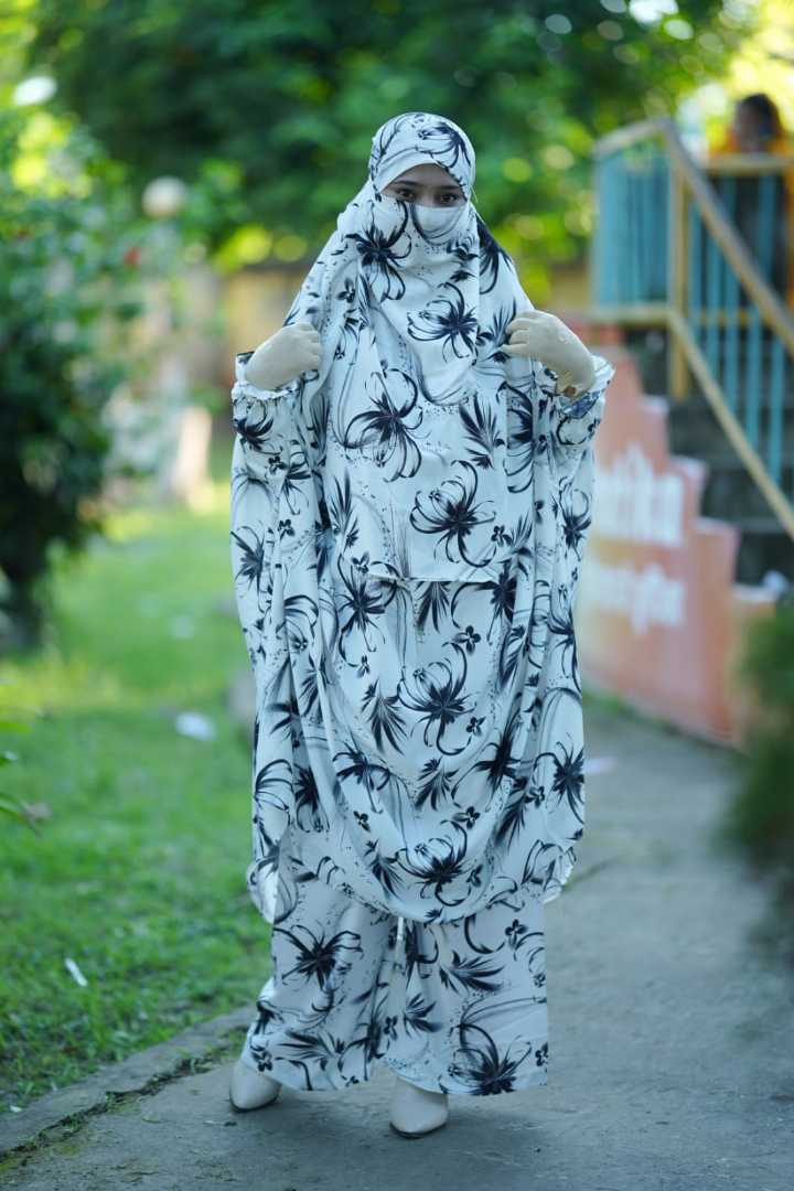 luxury khimar, premium khimar, khimar bangladesh, khimar online bd, islamic khimar, muslim women khimar, modest wear, hijab khimar, premium hijab, elegant khimar, prayer khimar, nida khimar, ladies khimar, islamic clothing, modest fashion, khimar for women, luxury hijab bangladesh, ponnorokom

Luxury Khimar Set for Women | Premium Islamic Wear Bangladesh | Ponnorokom